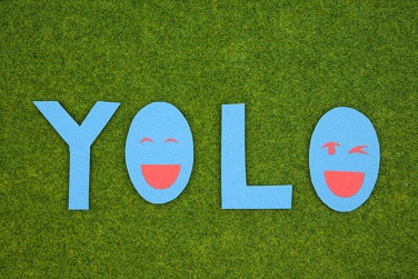 YOLO (You Only Live Once): significado, como surgiu e memes